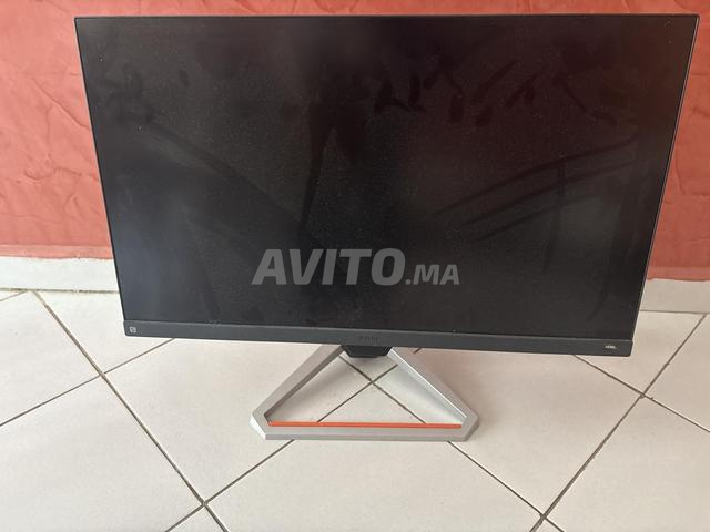 TV Samsung 55 pouces cassée et écran gamer - 2