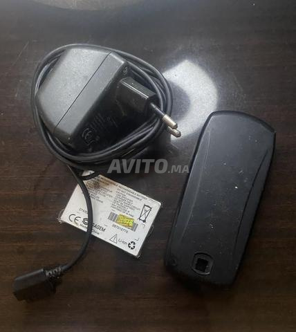 Téléphones d'une belle époque, toujours fonctionnels pour les personnes intéressées - 2
