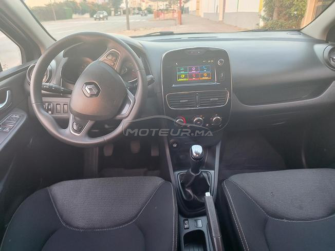 Renault Clio 4 essence 1min 