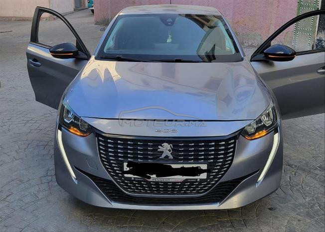 Peugeot 208 Diesel Automatique 2021 à Tanger