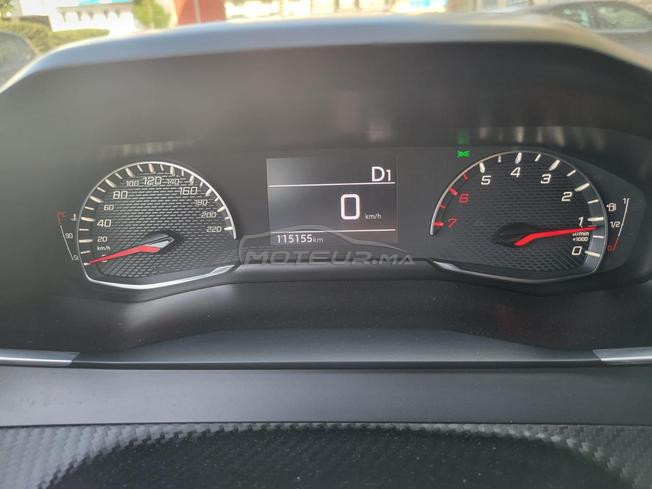Peugeot 208 Diesel Automatique 2021 à Tanger