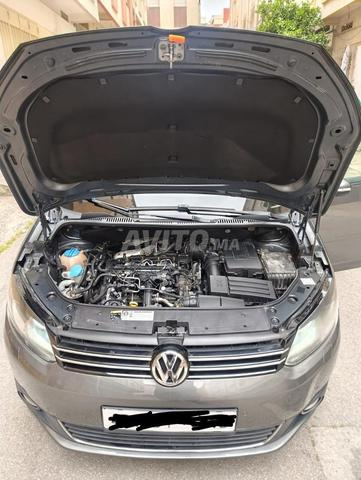 Volkswagen Touran Diesel Automatique 2014 à Tanger - 2