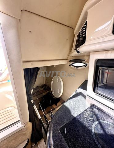 Bateau Monterey 245CR