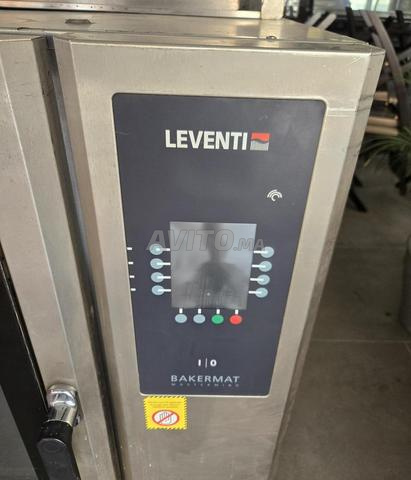 Four professionnel Leventi Bakermat - 2