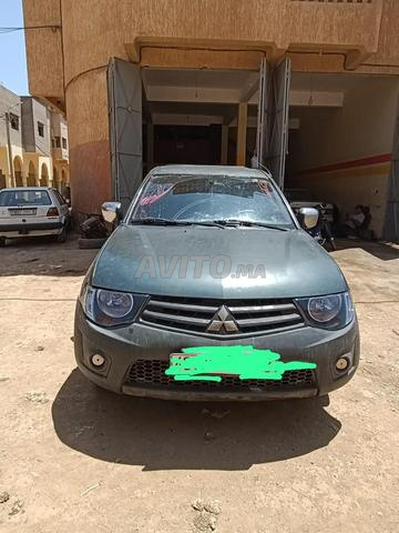 Pick-up Mitsubishi - 2