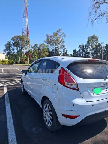 Ford Fiesta 2017 - Essence - Très bon état - 2