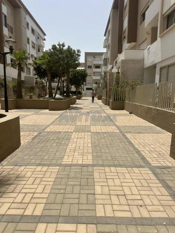 Appartement à louer 88 m² à Bouskoura - 2