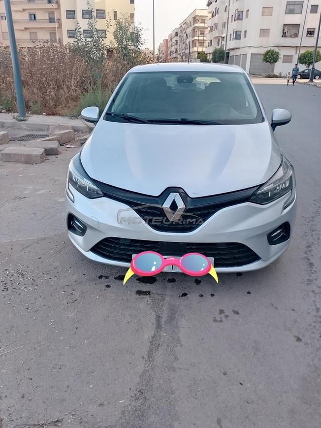 2  Renault Clio 5