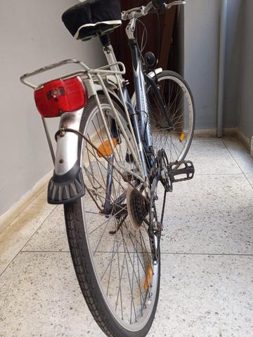 Vélo en très bon état joignable au 0660214063 - 2