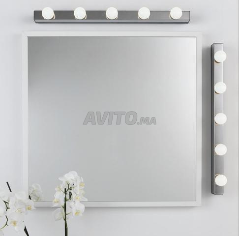 Coiffeuse IKEA MALM avec miroir et éclairage - 2
