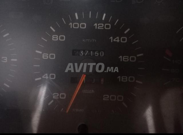 VENDS PEUGEOT 505 BREAK - 2