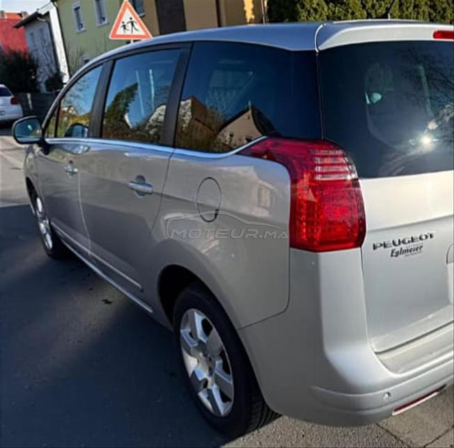 PEUGEOT 5008 DIESEL FAMILIALE 07 PLACES 2012