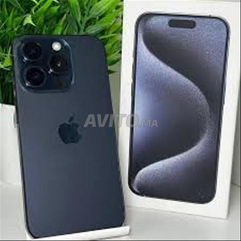 IPHONE 15 PRO MAX 512 LA BATTRIE 90  / ANDI MA7AL 
