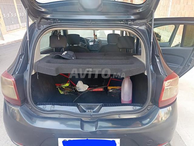 داسيا سانديرو ديزل يدوية 2016 في طنجة - 2