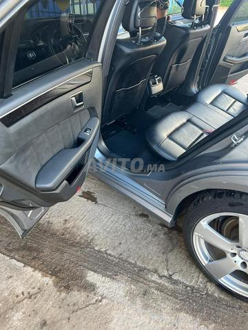 Mercedes-Benz 220 2012 photo 3