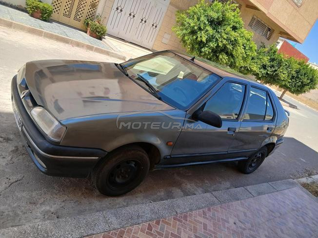 Renault R19 Essence Manuelle 1995 à Oujda