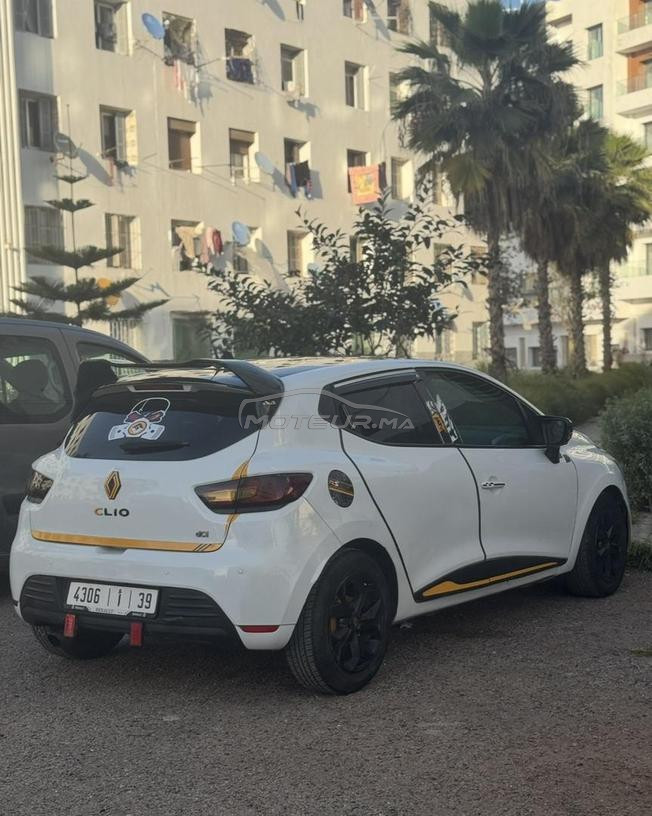 clio 4 model 2017 