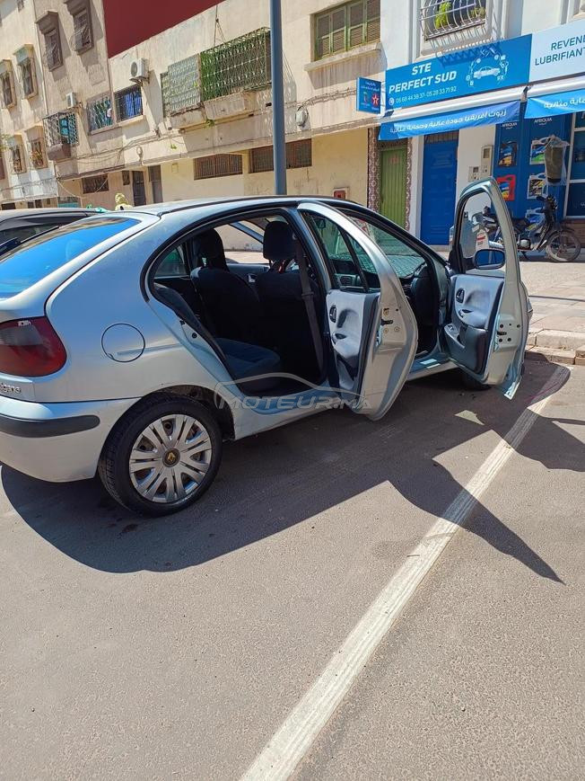Renault migane 2002 deisil 7Ch 