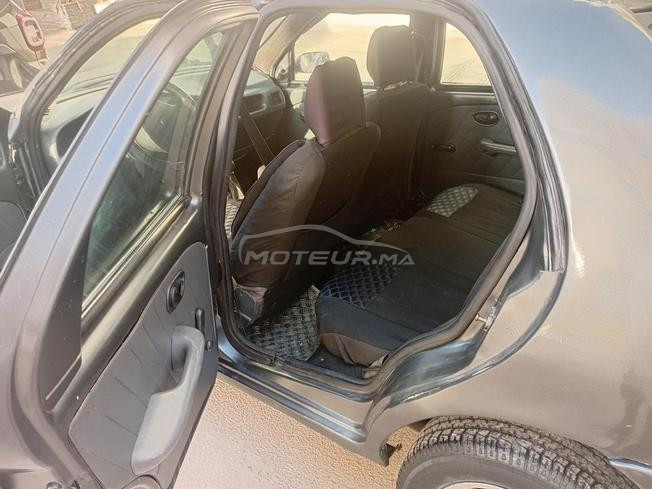 voiture est tres bonne etat .eco .et carte grise