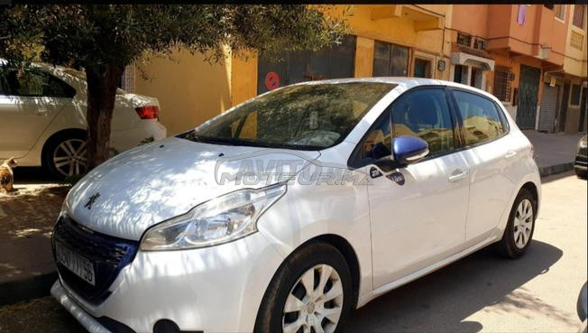 Peugeot 208 Diesel Manuelle 2015 à Settat
