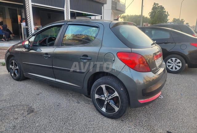 Peugeot 207 - 2