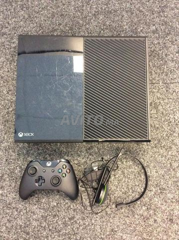 Xbox One propre avec manette et casque - 2