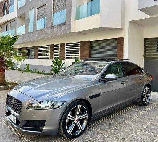 Jaguar XF Black Edition - 2