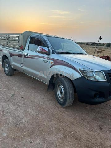 Toyota Hilux en excellent état - 2