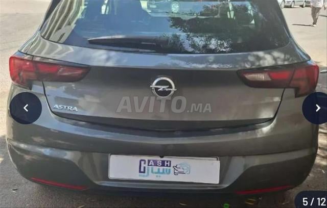 Opel Astra 2020 - 2