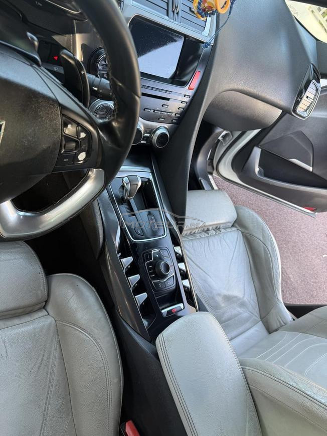 voiture Ds5 