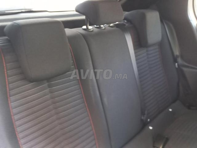 Peugeot 208 manuel