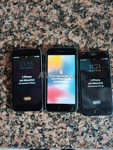 Trois iPhone - 2