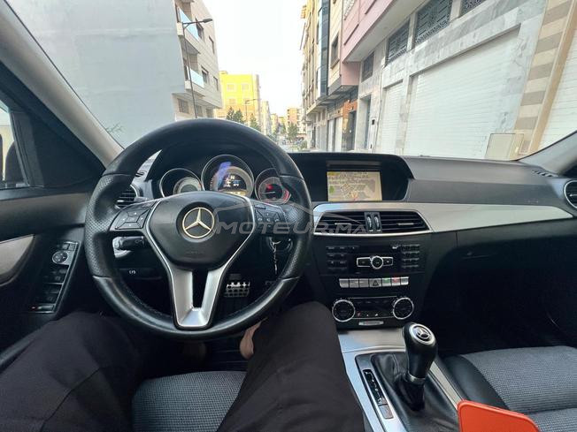 Mercedes Benz C220 
