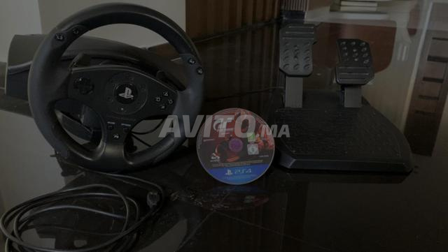 Volant Thrustmaster - Excellent état - Jeu Ps4-Ps5