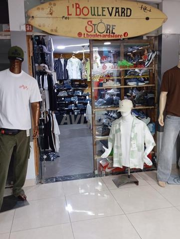 Magasin commercial équipé à vendre