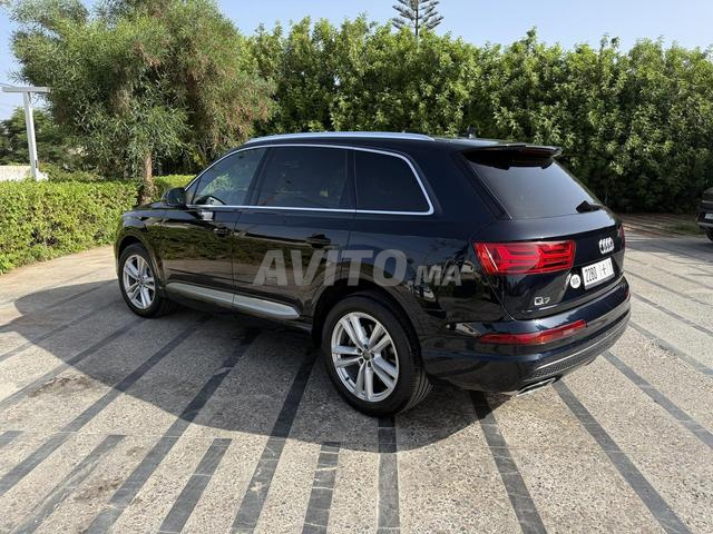 Audi Q7 Sline bleue