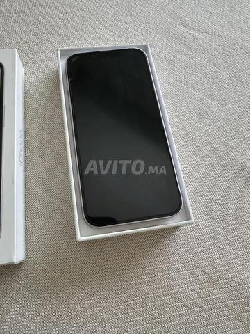 iPhone 14 très bon état - 2