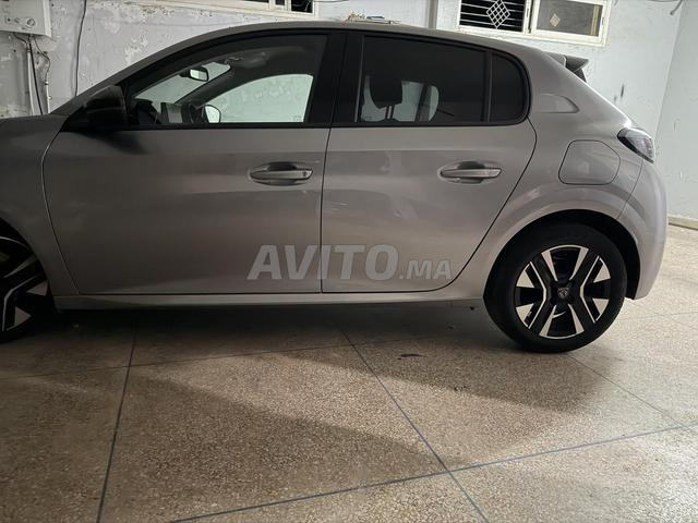 Peugeot 208 Diesel Manuelle 2025 à Mohammedia