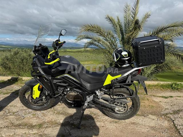 Qj SVT 650 x - 2