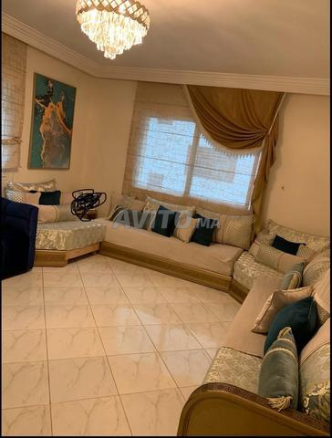 أعرض للبيع صالوني المغربي الكامل