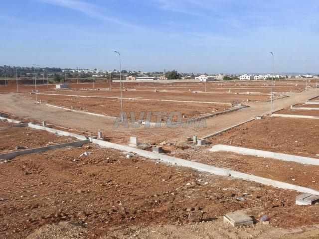تجزئة 200 إلى 400 متر مربع في شقيرات الشاطئ