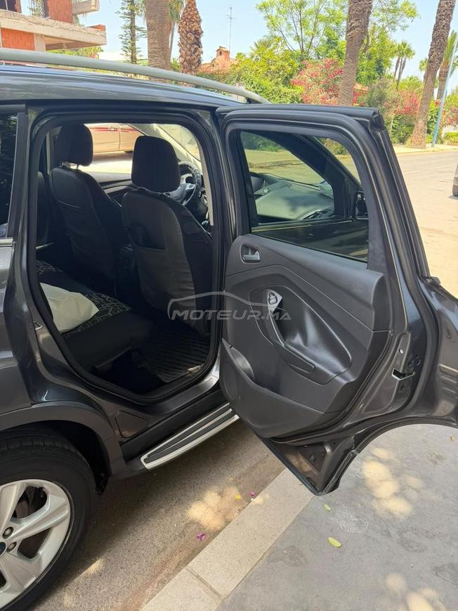 je veux vendre mon vehicule Ford kuga
