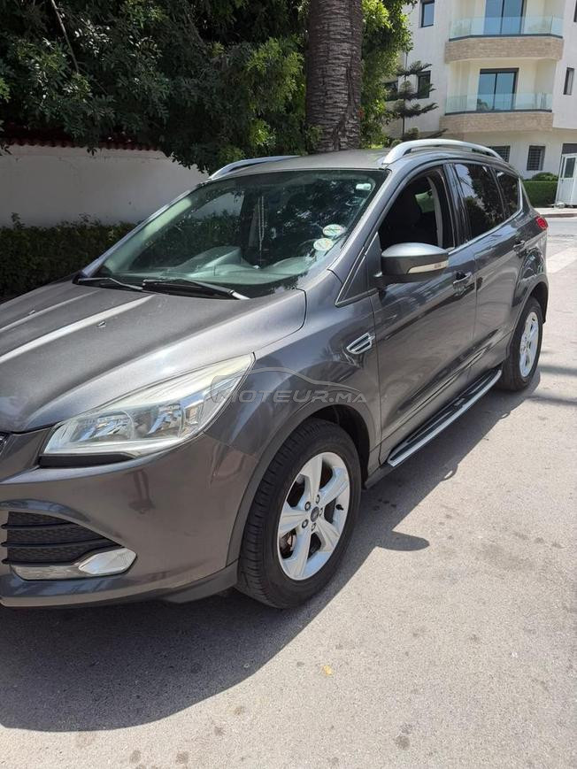 je veux vendre mon vehicule Ford kuga