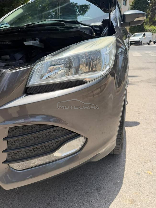 je veux vendre mon vehicule Ford kuga