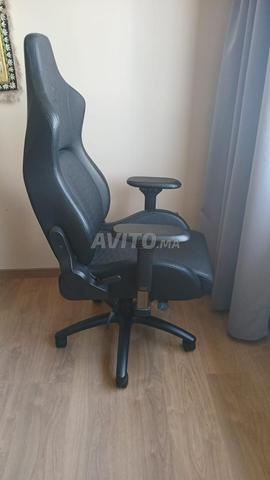 Chaise Gaming Razer Iskur V2 – Comme neuve - 2