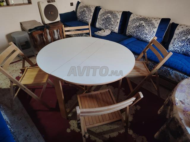 Salle à manger quatre chaises pliable - 2