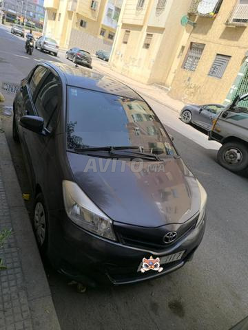 Toyota Yaris Essence Manuelle 2012 à Taza - 2