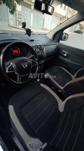 Dacia Lodgy Stepway Diesel Manuelle 2019 à Agadir - 2