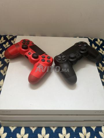 PS4 Pro 1TB Blanc Édition Limitée 2 Manettes EA FC 25