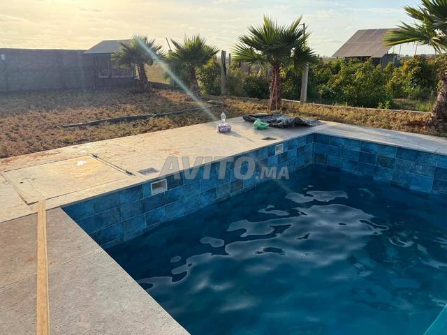 Sidi Ayach Oulad Salama, ferme agricole distinctive avec piscine